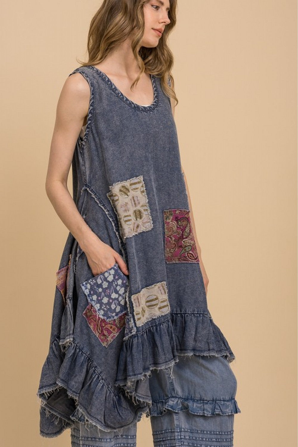 SLEEVELESS PATCHWORK LOOSE FIT RUFFLE DRESS