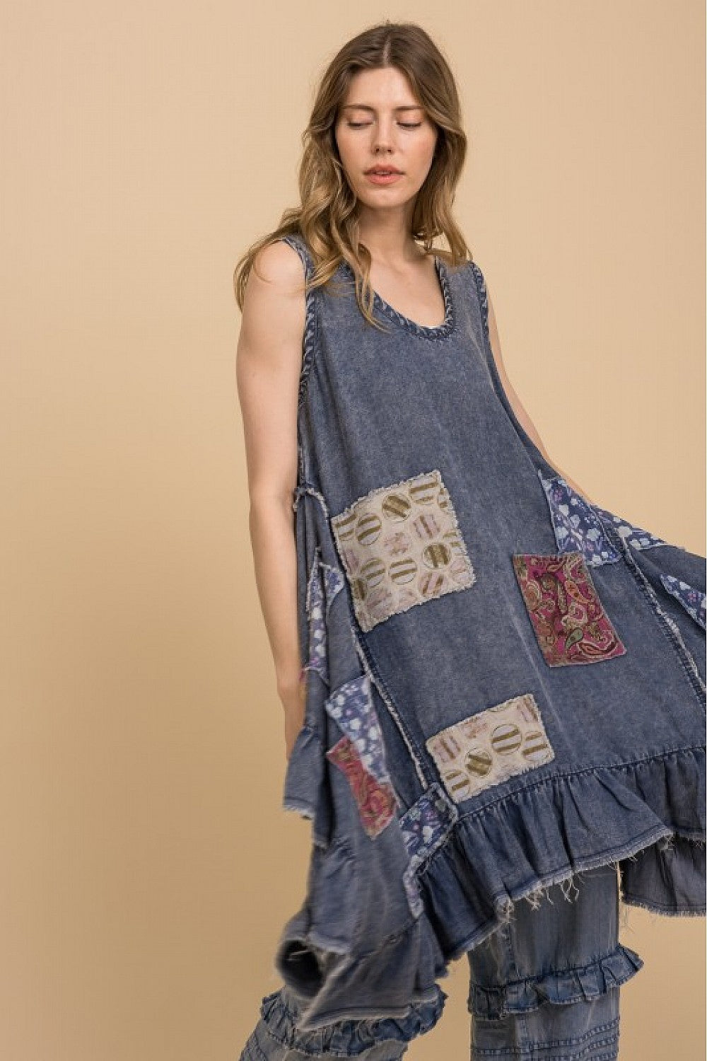 SLEEVELESS PATCHWORK LOOSE FIT RUFFLE DRESS