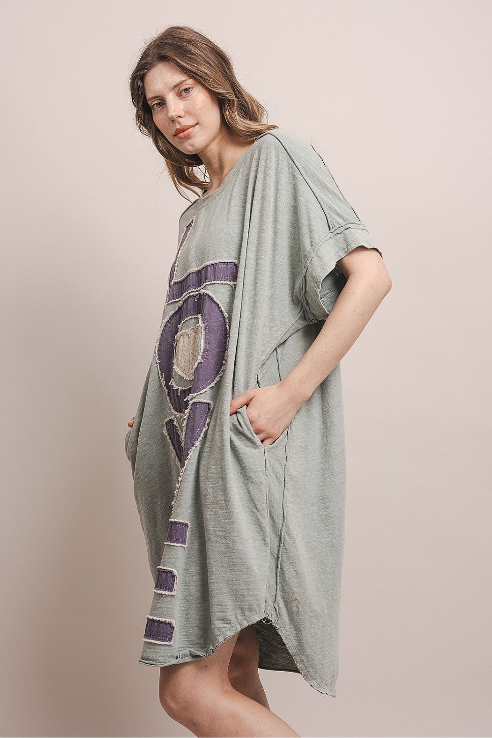 LOVE LETTERING PATCHWORK SHORT SLV. DRESS