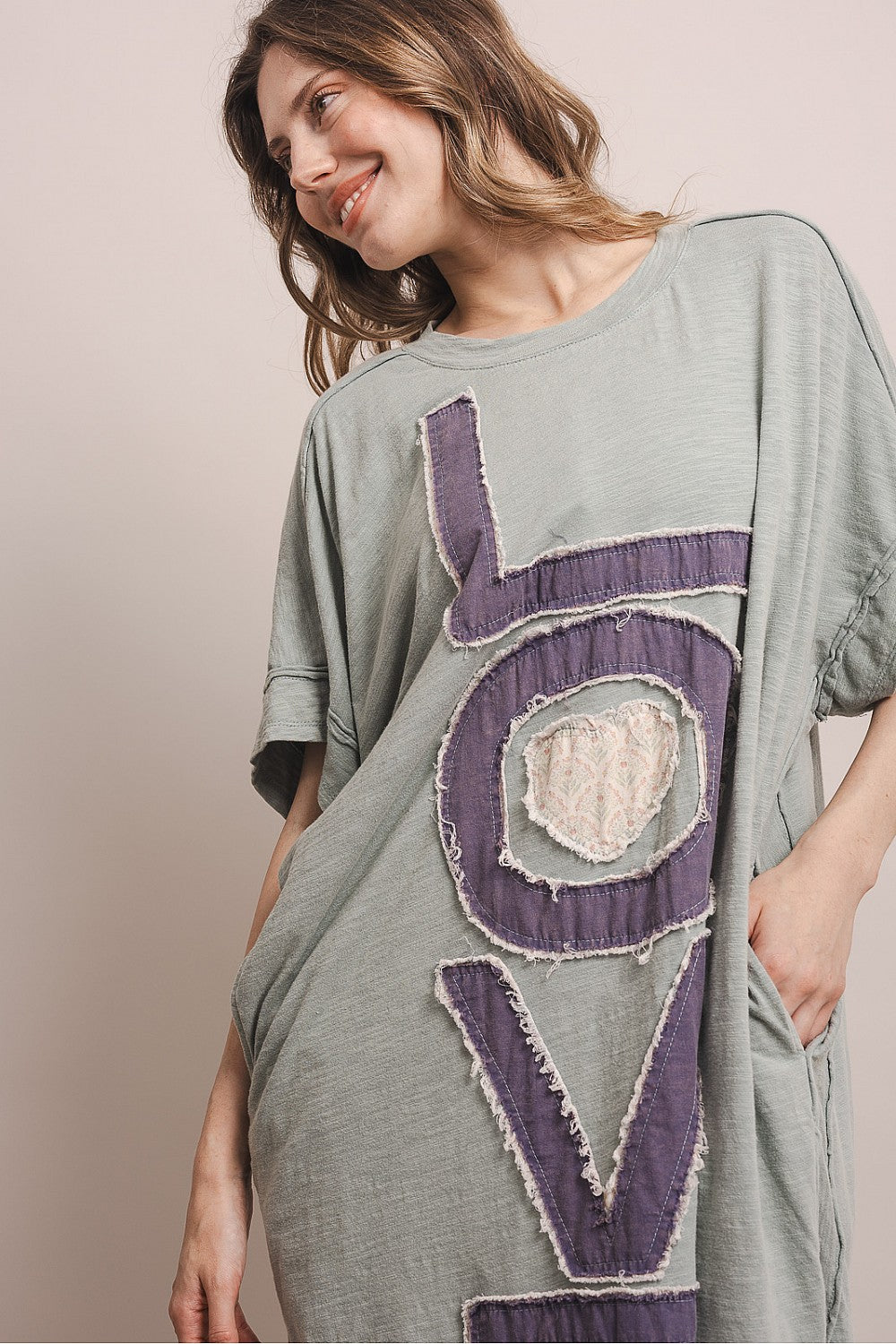 LOVE LETTERING PATCHWORK SHORT SLV. DRESS