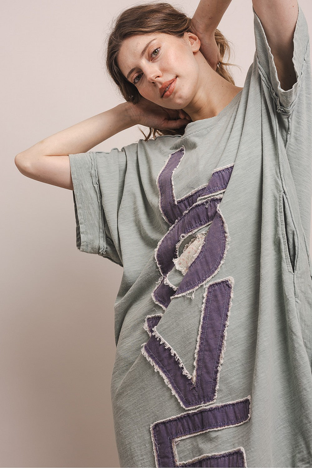 LOVE LETTERING PATCHWORK SHORT SLV. DRESS